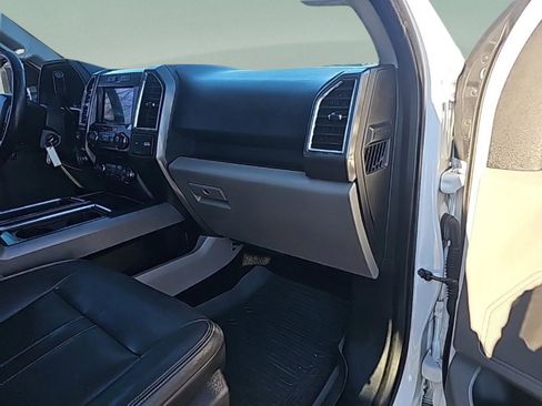 Used 2017 Ford F150 XLT w/ Equipment Group 302A Luxury image 33