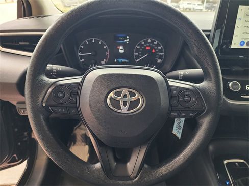 Used 2024 Toyota Corolla LE image 16