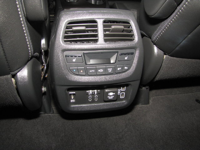Used 2021 Honda Pilot Touring image 40