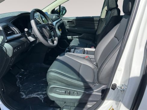 New 2026 Honda Odyssey EX-L image 9