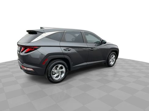 Used 2023 Hyundai Tucson SE image 8