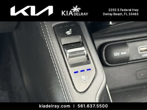 Certified 2021 Kia Telluride SX w/ Towing Package FWD image 25