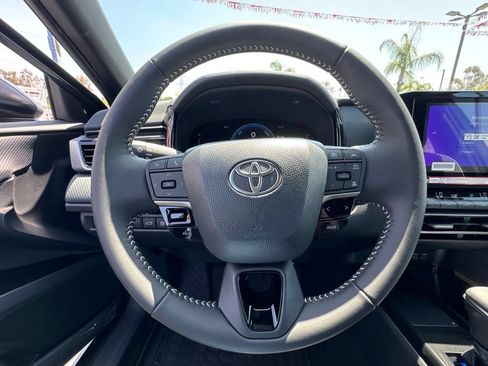 New 2026 Toyota Camry SE FWD image 21