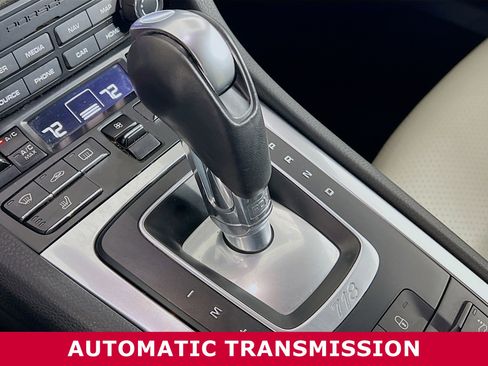 Used 2018 Porsche 718 Boxster S image 11