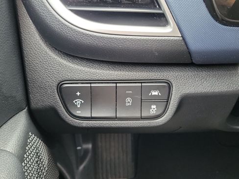 Used 2022 Kia Seltos S FWD image 24