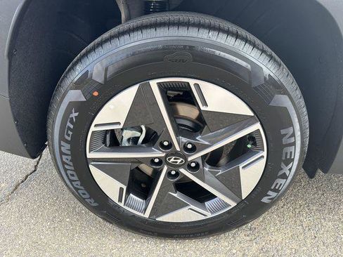 New 2025 Hyundai Tucson SEL image 17