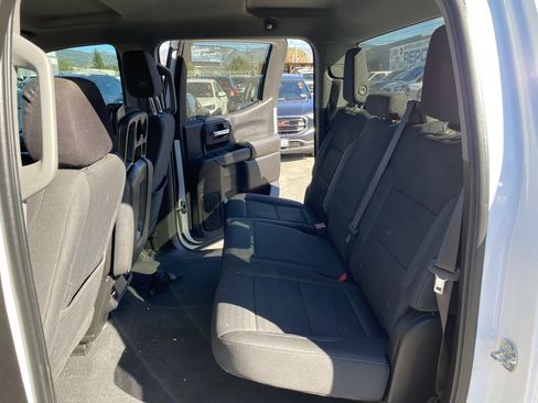 Used 2022 Chevrolet Silverado 1500 Custom image 14