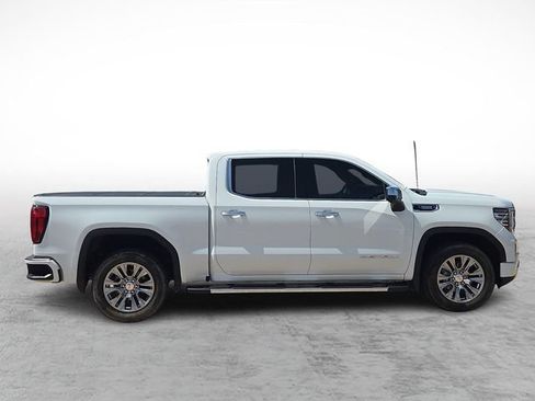 Used 2024 GMC Sierra 1500 Denali AWD/4WD image 12