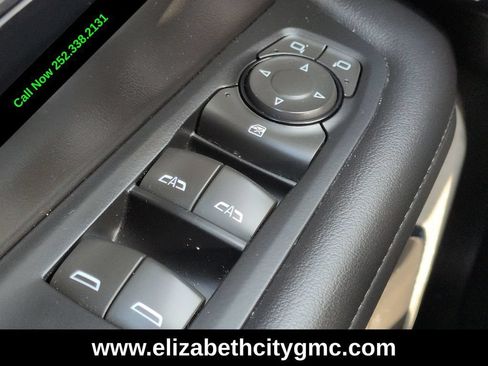 Used 2025 Chevrolet Tahoe Z71 AWD/4WD image 24