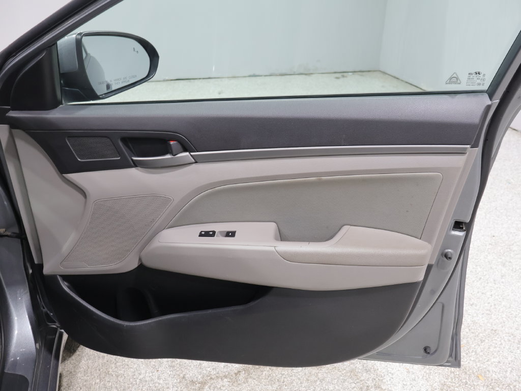 Used 2018 Hyundai Elantra SEL w/ Cargo Package FWD image 22
