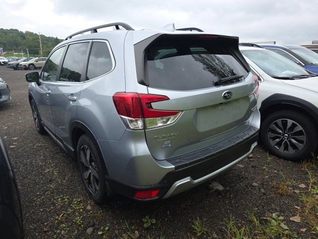 Used 2021 Subaru Forester Touring AWD/4WD image 9