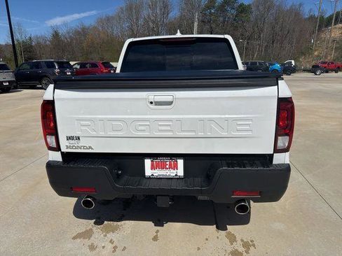Used 2024 Honda Ridgeline RTL image 8