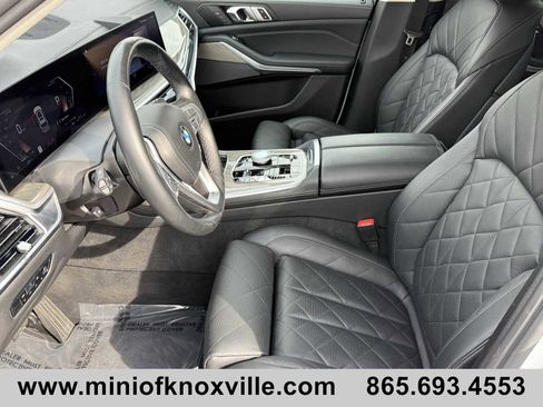 Used 2023 BMW X7 xDrive40i w/ Premium Package image 10