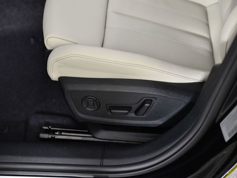 New 2025 Audi A5 2.0T Prestige image 24