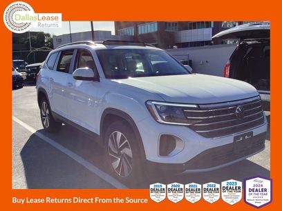 Used 2024 Volkswagen Atlas SE w/ Panoramic Sunroof Package