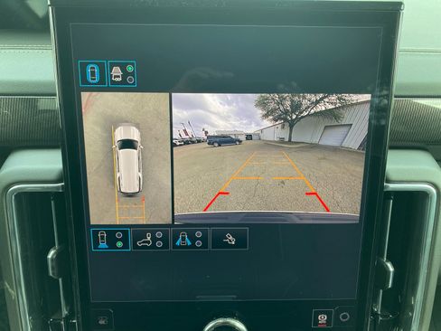 New 2026 GMC Yukon XL Elevation image 13