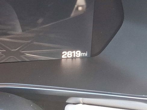 Used 2025 GMC Canyon AT4 w/ AT4X Package image 22