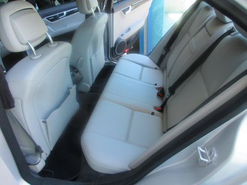 Used 2013 Mercedes-Benz C 350 Sport image 39