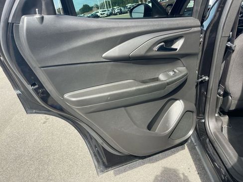 Used 2024 Chevrolet TrailBlazer LT w/ Convenience Package image 27