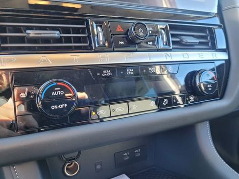 New 2026 Nissan Pathfinder SL AWD/4WD image 14