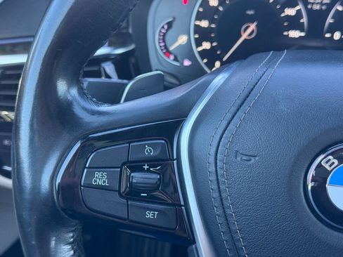 Used 2017 BMW 530i xDrive image 18