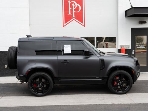 Used 2023 Land Rover Defender 90 Carpathian Edition image 59