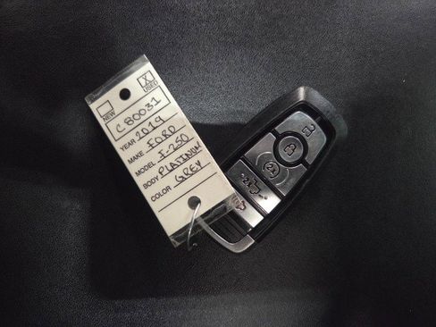 Used 2019 Ford F250 Platinum w/ Platinum Ultimate Package image 48