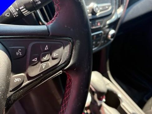 Used 2023 Chevrolet Equinox RS w/ LPO, Floor Liner Package FWD image 15