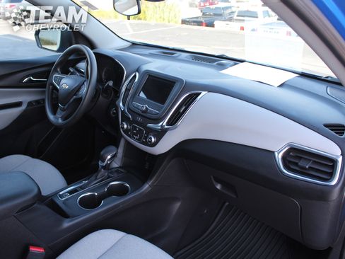 Certified 2024 Chevrolet Equinox LS w/ Driver Confidence II Package image 28
