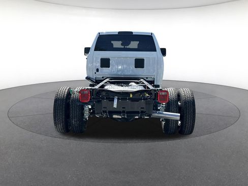 New 2026 RAM 5500 Tradesman AWD/4WD image 4