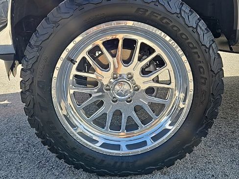Used 2025 Ford F150 Lariat w/ Equipment Group 502A High AWD/4WD image 11
