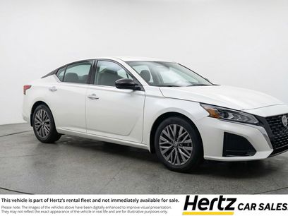 Used 2025 Nissan Altima 2.5 SV