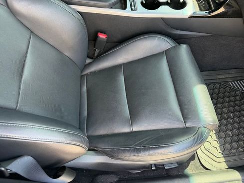 Used 2018 Kia Stinger GT image 17