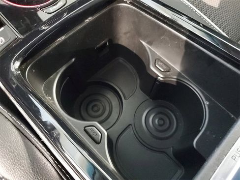 Used 2022 Kia Niro EX image 28