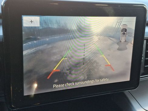 Used 2021 Ford Explorer XLT w/ Class III Trailer Tow Package image 18