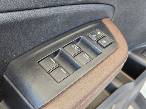 Certified 2025 Honda Ridgeline RTL image 12