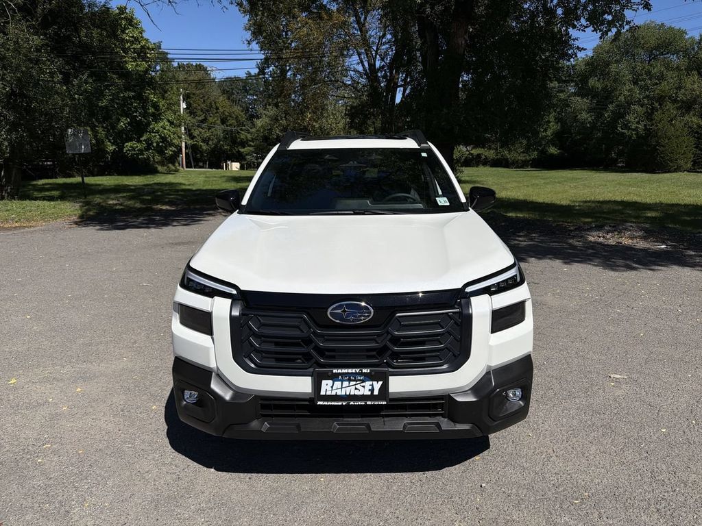 Used 2026 Subaru Outback Premium AWD/4WD image 3