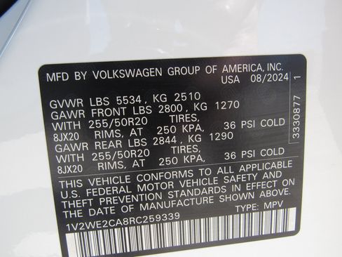 Used 2024 Volkswagen Atlas Cross Sport SE image 29