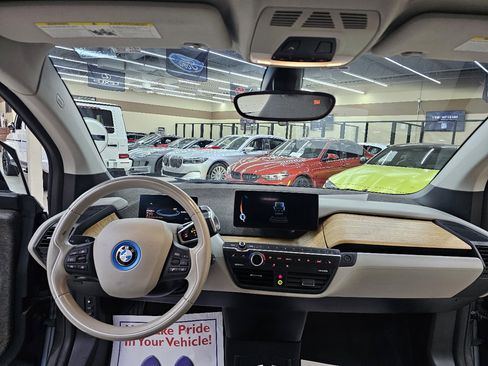Used 2015 BMW i3 w/ Range Extender image 27