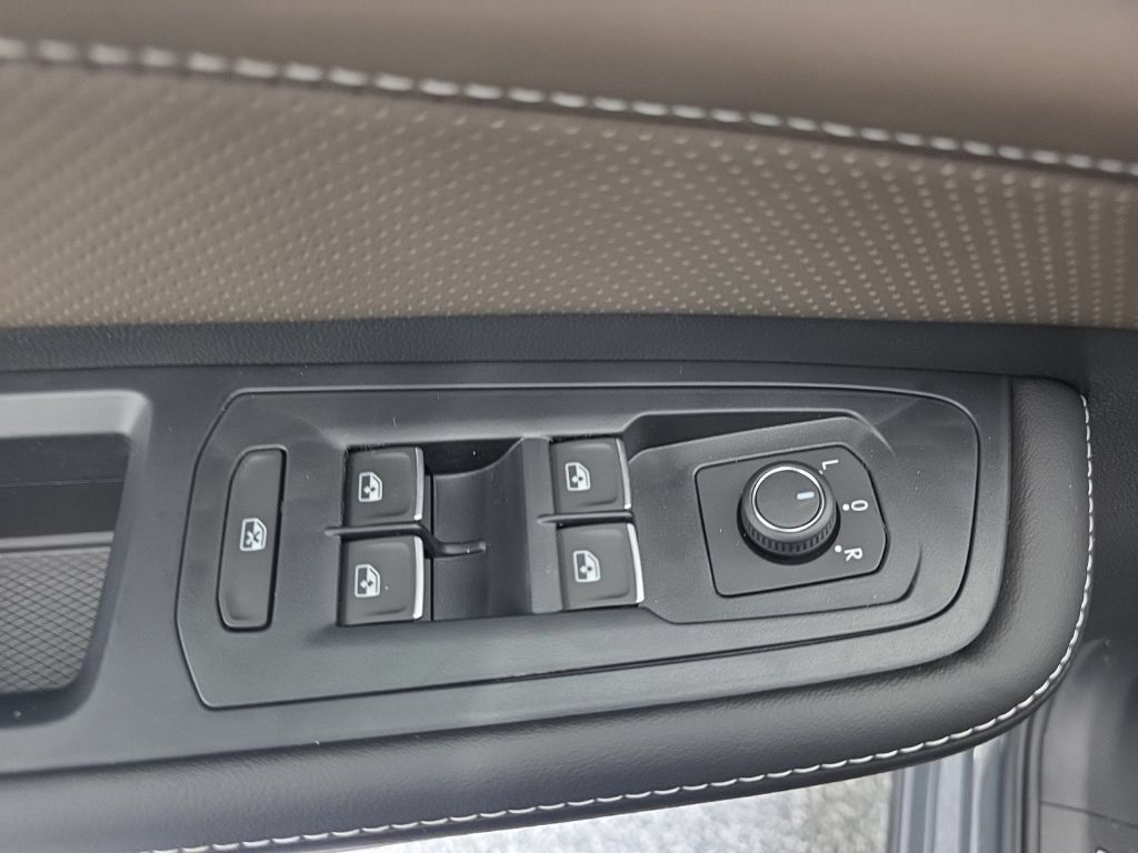 New 2026 Volkswagen Atlas SEL AWD/4WD image 34