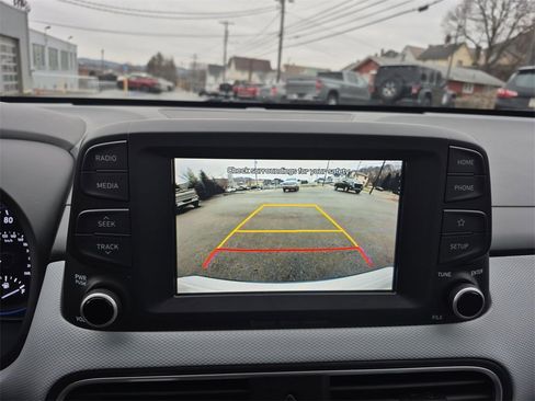 Used 2018 Hyundai Kona Limited image 24