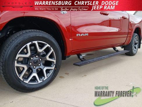 New 2026 RAM 1500 Laramie AWD/4WD image 34