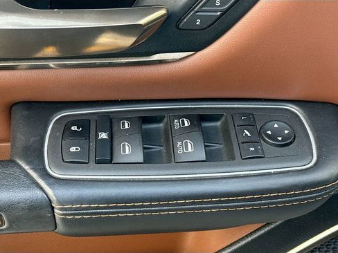 Used 2023 RAM 1500 Limited w/ Body Color Bumper Group image 19