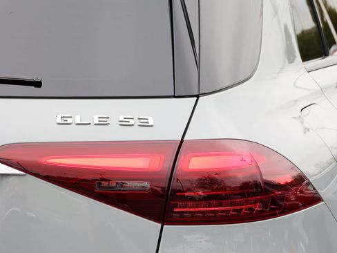 Used 2026 Mercedes-Benz GLE 53 AMG 4MATIC image 28