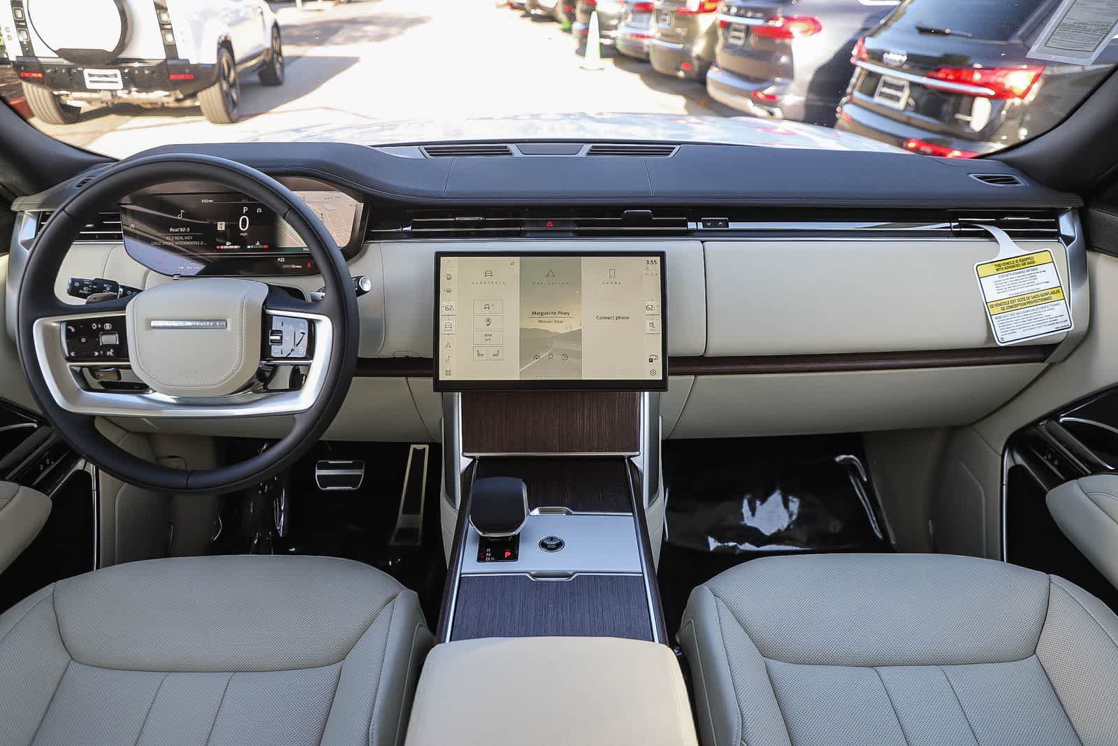 New 2026 Land Rover Range Rover SE AWD/4WD image 11