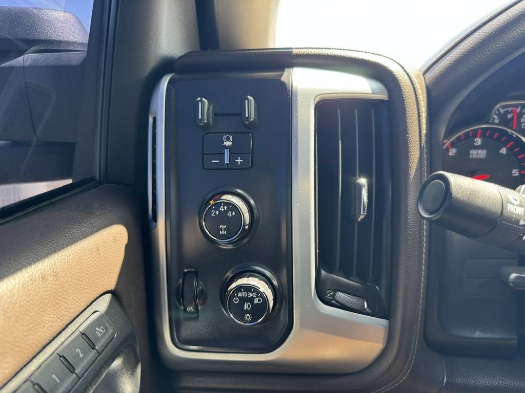 Used 2016 GMC Sierra 2500 SLT AWD/4WD image 31