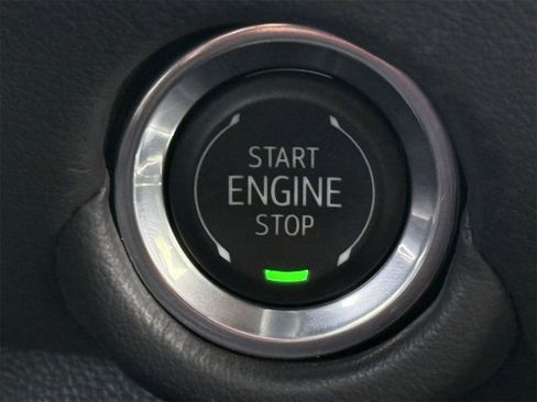 Certified 2025 Chevrolet Tahoe LT image 18