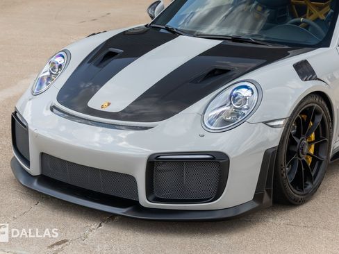 Used 2018 Porsche 911 GT2 RS RWD image 6