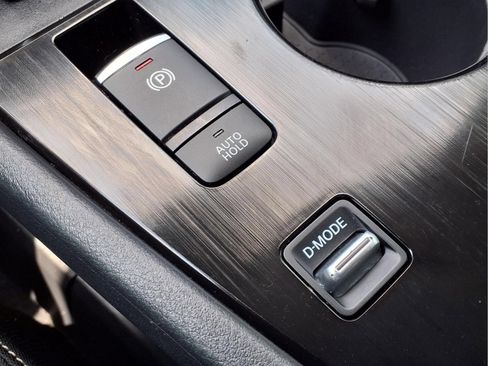 Used 2025 Nissan Rogue S FWD image 20