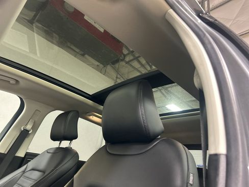 Certified 2022 Ford Edge SEL w/ Convenience Package image 5